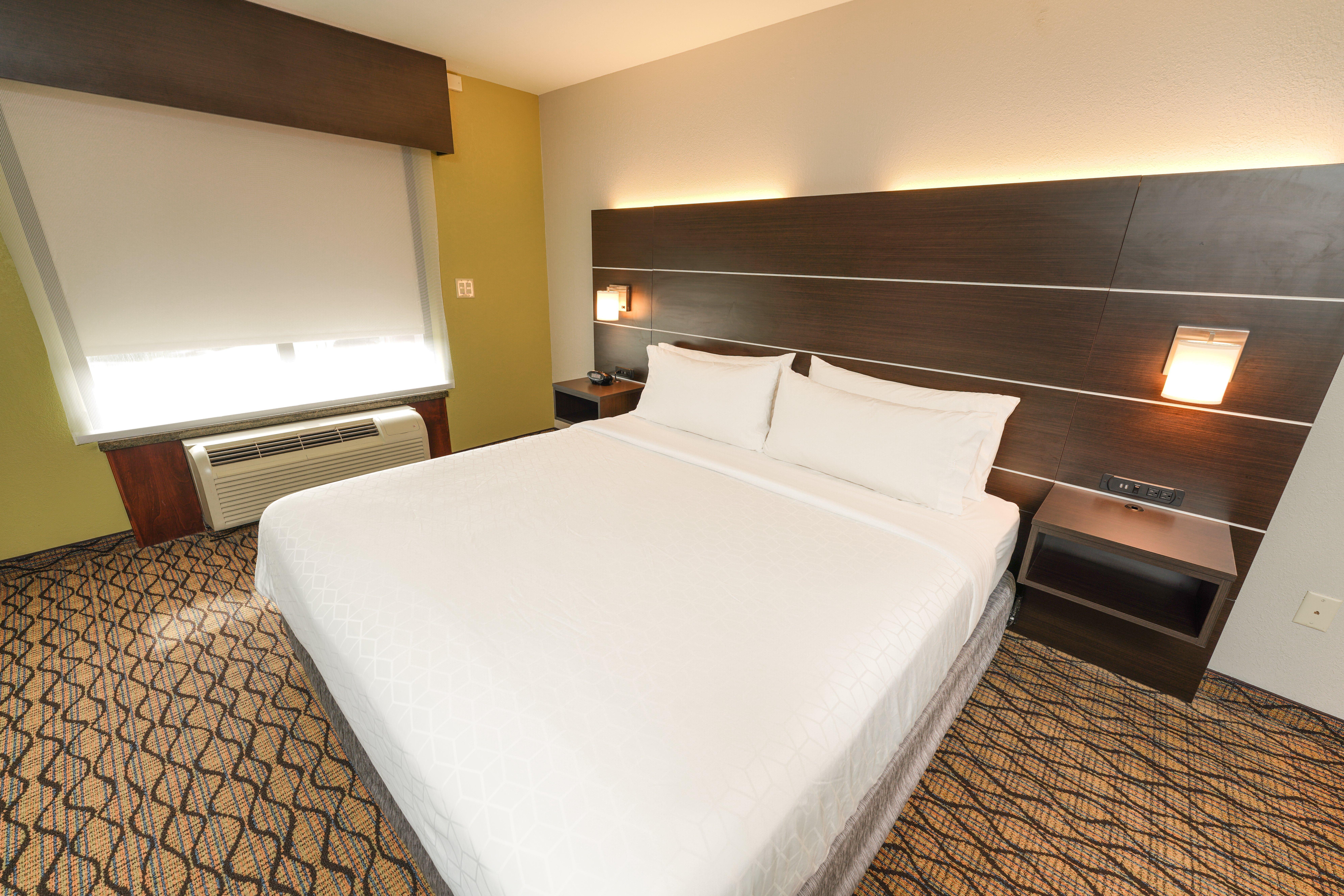 Holiday Inn Express And Suites Springfield Medical District By Ihg Екстериор снимка