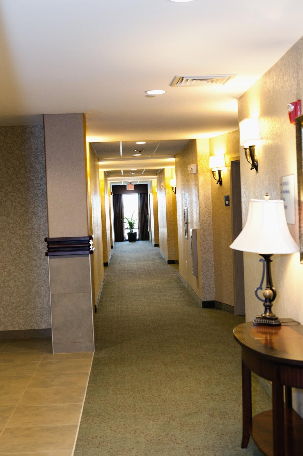 Holiday Inn Express And Suites Springfield Medical District By Ihg Екстериор снимка